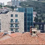 Old Town Beach Apartment
