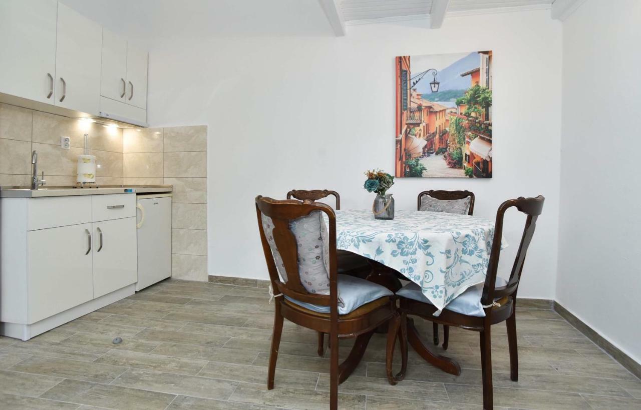 Apartment Old Town Beach Budva