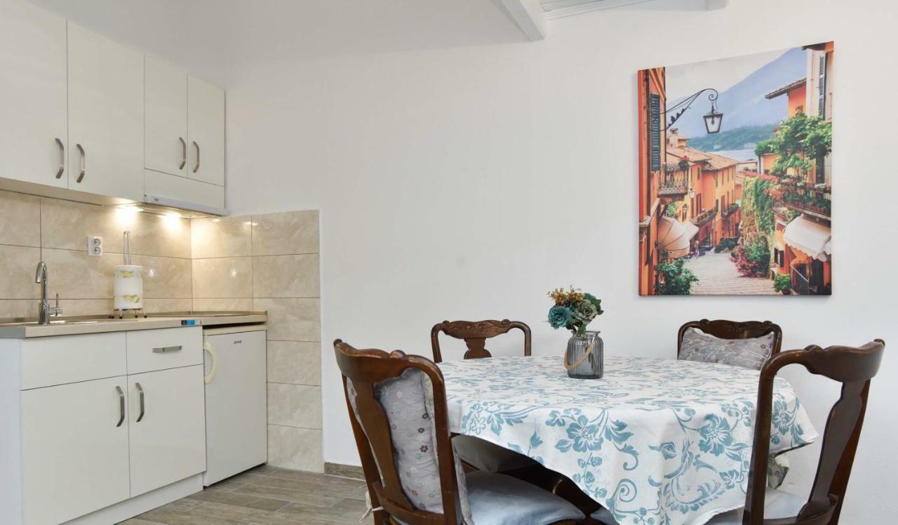 Apartment Old Town Beach Budva